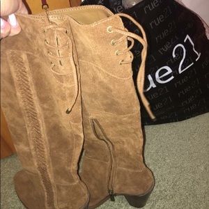 Jessica Simpson boots size 8